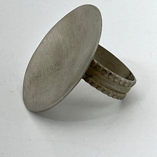 Circle Nicker Silver Ring